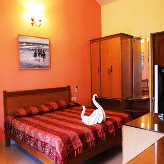 Renzo's Inn, Goa 5